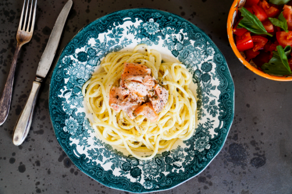 Spaghetti met zalm en citroenroomsaus