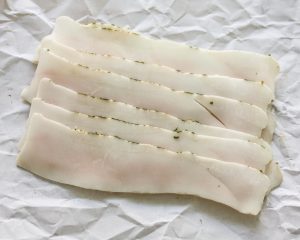 Gesneden Gasconne varkenslardo